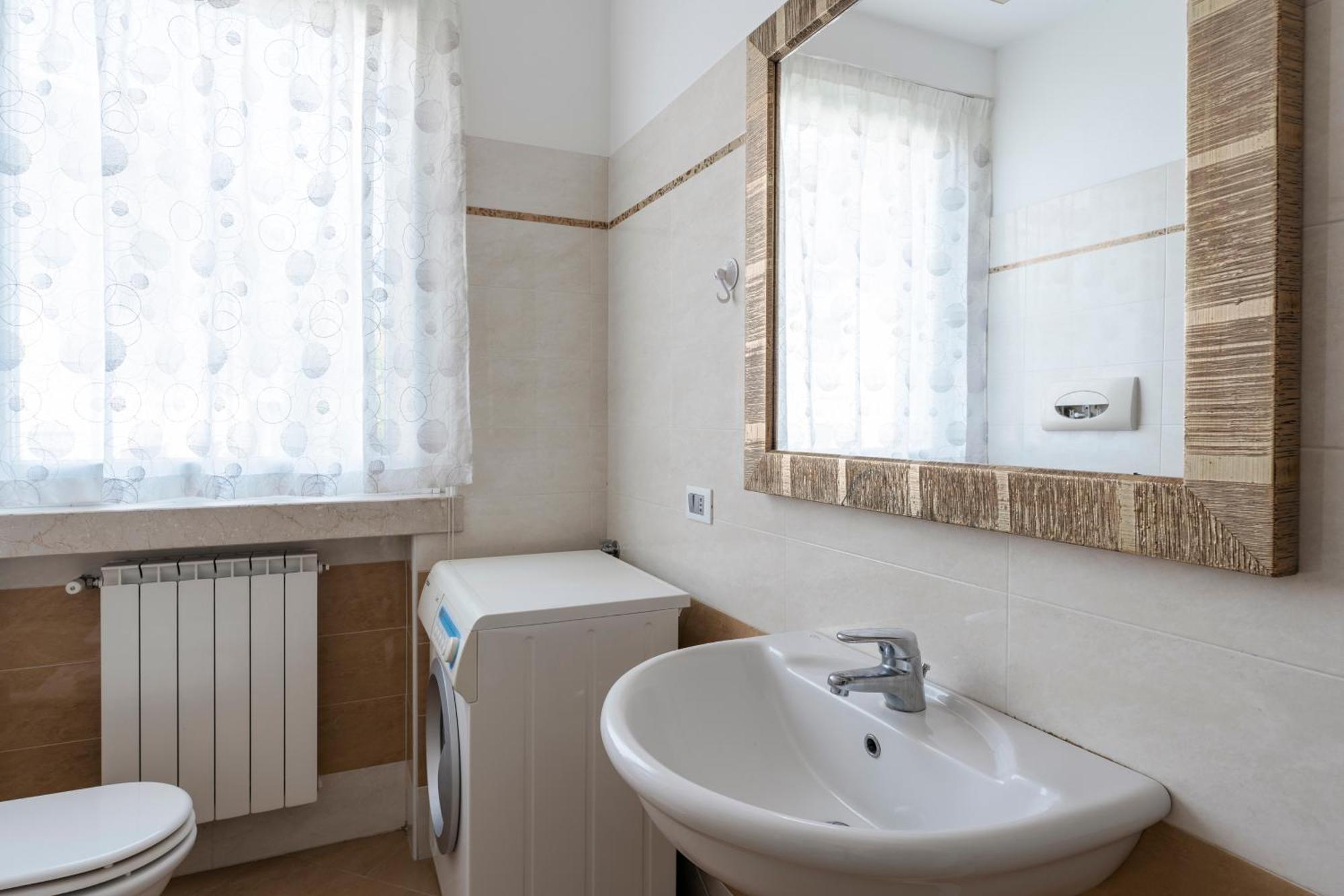 Matteotti Apartments Desenzano del Garda Eksteriør bilde